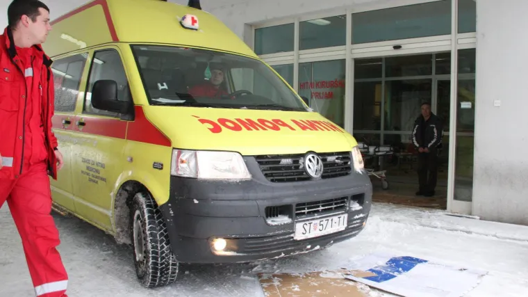 Lome kukove, zglobove, ramena! Poledica napunila bolnice - golem broj hitnih operacija!