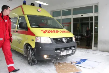 Lome kukove, zglobove, ramena! Poledica napunila bolnice - golem broj hitnih operacija!