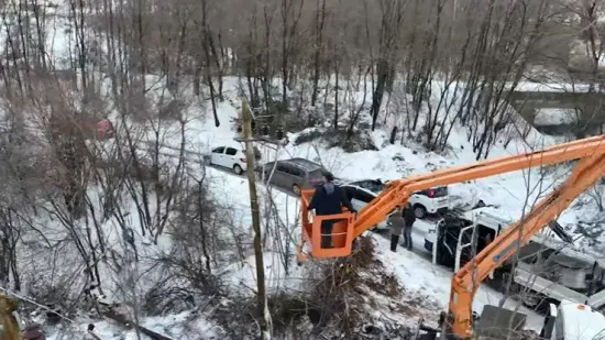 I peti dan neka kninska naselja bez struje: 'I&scaron;čupani stupovi, smrznuto drveće padalo je po vodovima'