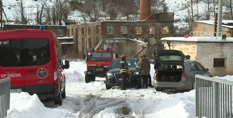 I peti dan neka kninska naselja bez struje: 'I&scaron;čupani stupovi, smrznuto drveće padalo je po vodovima'