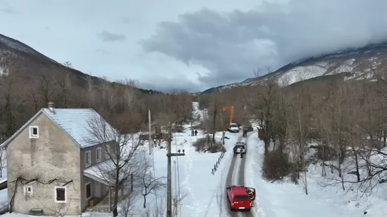 I peti dan neka naselja bez struje, u kninskim &scaron;kolama odgoda nastave, stižu jo&scaron; veći minusi.