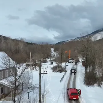 I peti dan neka naselja bez struje, u kninskim &scaron;kolama odgoda nastave, stižu jo&scaron; veći minusi.
