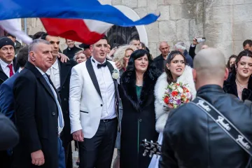 Miro Bulj oženio sina! Stigle prve fotke s vjenčanja, orilo se u Sinju!