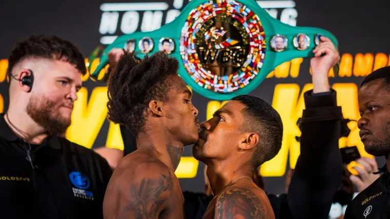 Umjesto protivnika sru&scaron;io suca i uzeo privremenu titulu prvaka svijeta