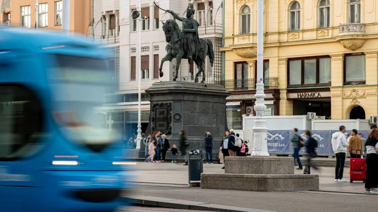'Nevidljiva ovisnost' lako se u&scaron;ulja... Roditelji, pazite na ove znakove: 'To može biti dvosjekli mač'