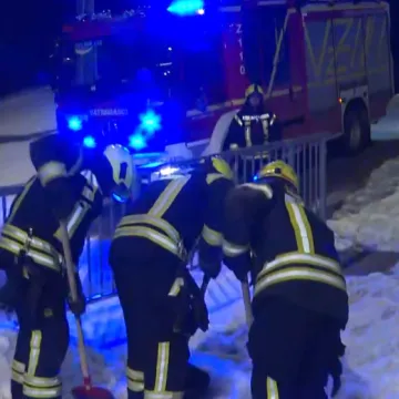 &Scaron;kola počinje, pločnici okovani ledom! Vatrogasci poslali upozorenje roditeljima i djeci