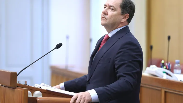 Mikulić je iza re&scaron;etaka već mjesec i pol dana: Tko će sjesti u jednu od najmoćnijih fotelja?