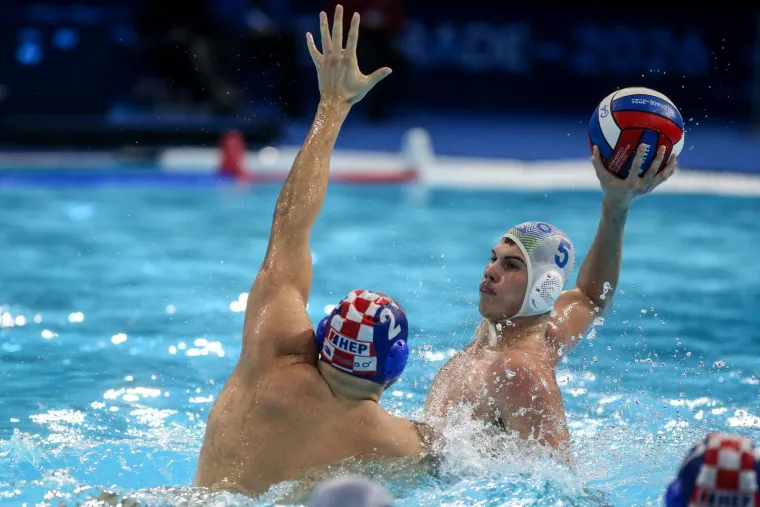 Susjedi na koljenima: Svjedočili smo rapsodiji Barakuda u Beogradu