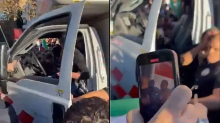 Mu&scaron;karac kamionom uletio u prosvjednike: Na vozilu znakovita poruka?