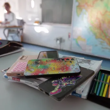 Dosta je izbjegavanja &scaron;kole! Ministar uvodi red, mobiteli se zabranjuju