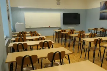 Povratak u škole uz nova pravila: mobiteli ostaju izvan učionica, sigurnost na prvom mjestu