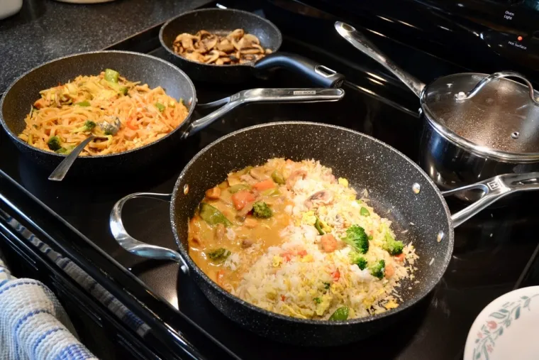 Je li riža sigurna za podgrijavanje? Liječnica objasnila detalje, te navela važna pravila