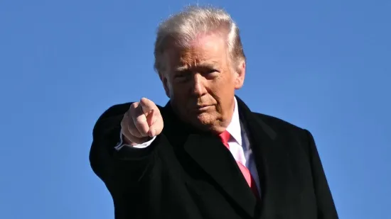 Trump: 'Iranski patrioti, nastavite prosvjedovati, otkazao sam sve sastanke! Pomoć stiže'