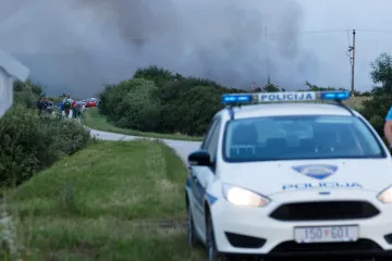 Policija ekspresno uhitila dvojac nakon pucnjave u Andrija&scaron;evcima! Situacija pod kontrolom