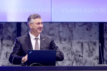 Andrej Plenković na sjednici Vlade o povećanju socijalne naknade za pet do 10 eura