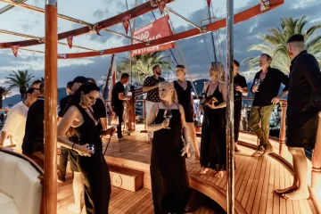 Od jedrilica do restorana s Michelinovom zvjezdicom: Black Velvet Affair večeri by Game Changer