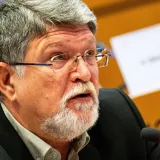 Picula izazvao pomutnju, Vučićev čovjek dao prijedlog: 'Nek mu sjednu u krilo pa da vidimo'