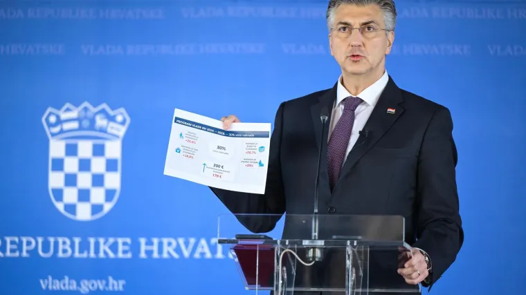 Lekcija novinarima ili bumerang za premijera? Plenkoviću se napad na medije obio o glavu