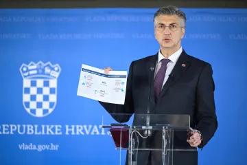 Lekcija novinarima ili bumerang za premijera? Plenkoviću se napad na medije obio o glavu