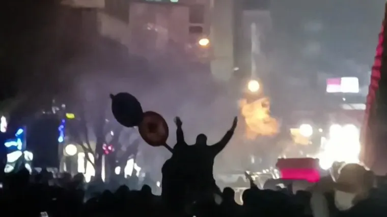 Iran zatvorio zračni prostor, procurio tajni dogovor s Izraelom; Trump: 'Promatramo...'