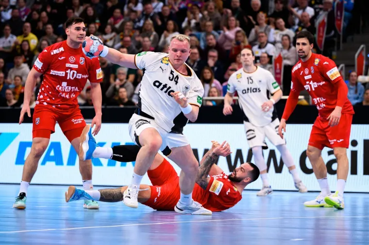 Najbolji hrvatski rukometa&scaron; ikad upozorava: 'OK smo, ali imamo problem uoči EP-a'