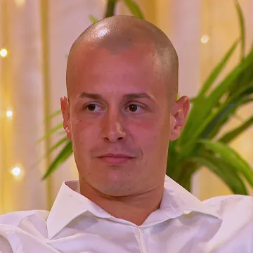 Dejan iskreno o Valentini na reunionu: 'Ona je savr&scaron;ena i žao mi je &scaron;to je nisam pozvao na putovanje'