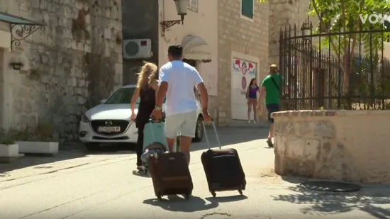 Iznenađujući podaci: Vlada zadovoljna, a iznajmljivači masovno - 'bježe' iz turizma!