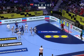 Vidjeli smo novost na ovom Euru: Pogledajte &scaron;to su morali napraviti suci nakon udarca u lice