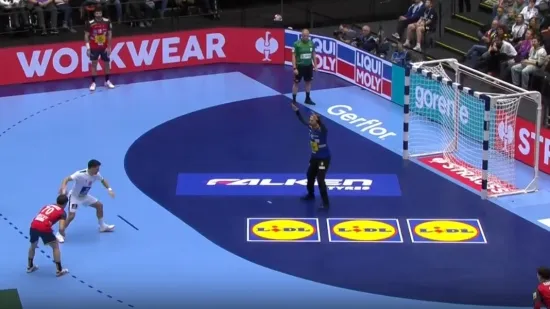 Golman &Scaron;panjolske 'spustio roletu': Pogledajte sjajnu obranu sedmerca Srbiji