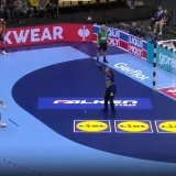 Golman &Scaron;panjolske 'spustio roletu': Pogledajte sjajnu obranu sedmerca Srbiji