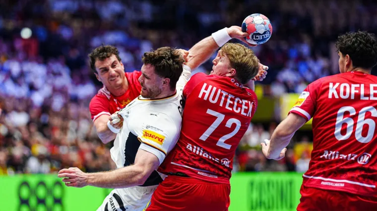 Možda brani fenomenalno, ali udarac mu je katastrofa: Poku&scaron;aj na prazan gol oti&scaron;ao 'u kukuruze'