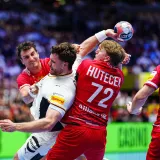 Možda brani fenomenalno, ali udarac mu je katastrofa: Poku&scaron;aj na prazan gol oti&scaron;ao 'u kukuruze'