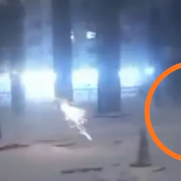 Olga kao da je od čelika! Dron Shahed eksplodirao kraj nje, ona nastavila mesti!