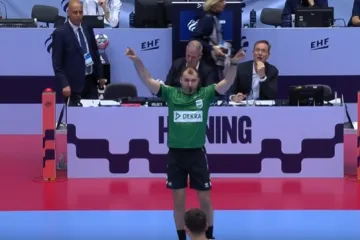 Presedan na rukometnom parketu! Pogledajte kako su suci donijeli ključnu odluku