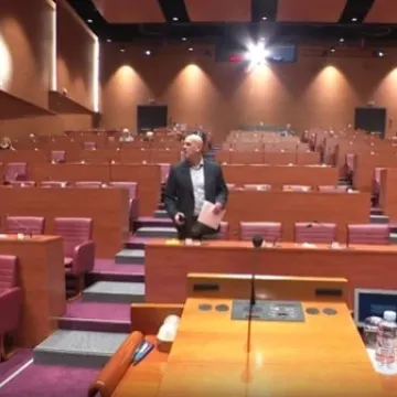 Nakon mjesec dana stanke 'izdržali' su jedan dan na poslu: Oni su si već produžili vikend