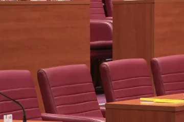 Plaće su im veće od 4000 &euro;, a ne dolaze na posao: 'Neki samo dođu glasati pa pobjegnu'