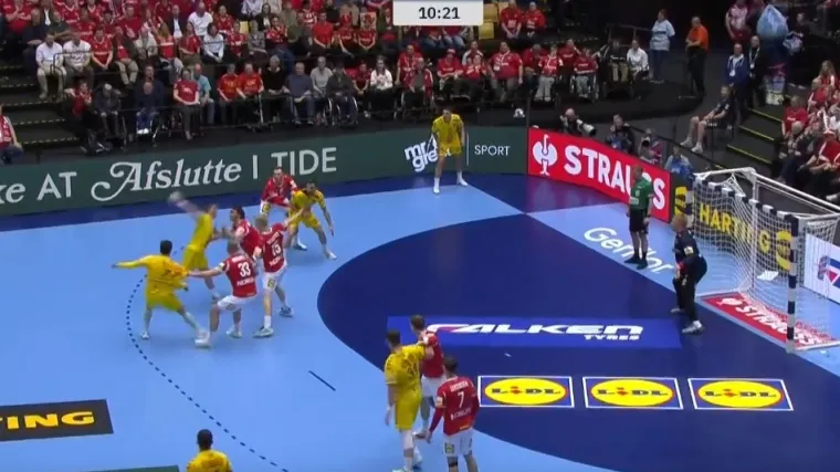 Bomba Miteva pod prečku: Golman Danske ovo nije ni vidio