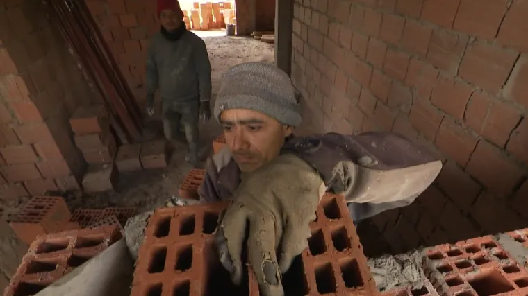 Stižu stroža pravila za strane radnike! Svi će trebati znati hrvatski jezik, a &scaron;to je sa smje&scaron;tajem?