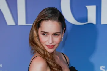 Zvijezda &lsquo;Igre prijestolja&rsquo; doživjela nezgodu snimajući 18+ scenu s trojicom: &lsquo;Vi ih ubacujte..'