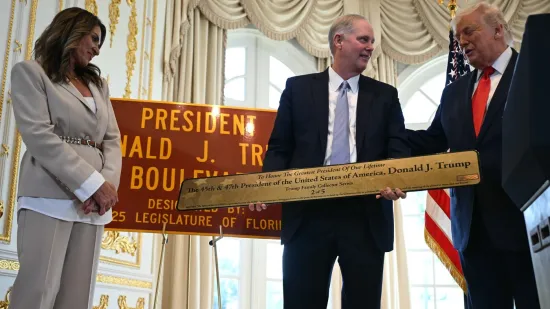 Nek se sve zove imenom mojim: Nakon Nobela Donald Trump dobio novi poklon!