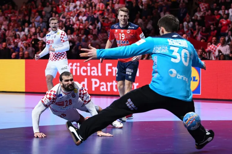 Jedan od junaka srebra s Eura 2020: 'Kuham, perem, čistim i čekam nastup Hrvatske'