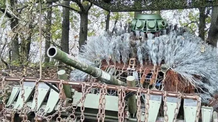 Putin predstavio novi tenk 'maslačak': Stručnjaci ga već proglasili 'pokretnim lijesom'