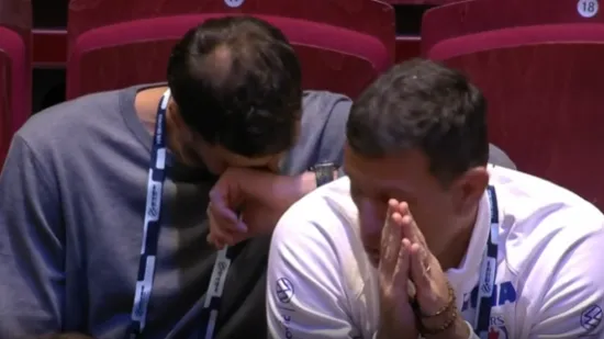 Biv&scaron;i kapetan ne može vjerovati &scaron;to se događa! Pogledajte izraz lica Domagoja Duvanjaka