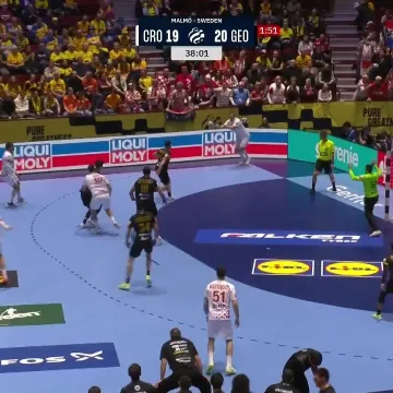 Na&scaron; najljep&scaron;i gol! Martinović posprema cepelin odbojka&scaron;kim udarcem