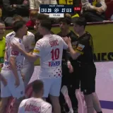 Umalo zaiskrilo na parketu: Hrvatskog kapetana morala trojica smirivati