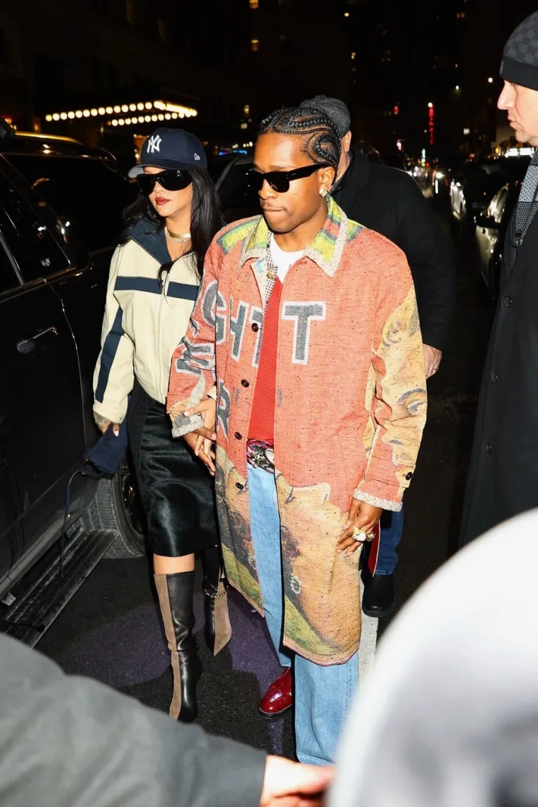 Rihanna udarena pred hotelom: Dru&scaron;tvene mreže bruje o reakciji pjevačice