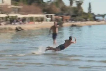 Neki su močili noge, neki uživali na suncu, a pao je i picigin: 'Nemojte ovo objavljivat, svi će htjet doć'