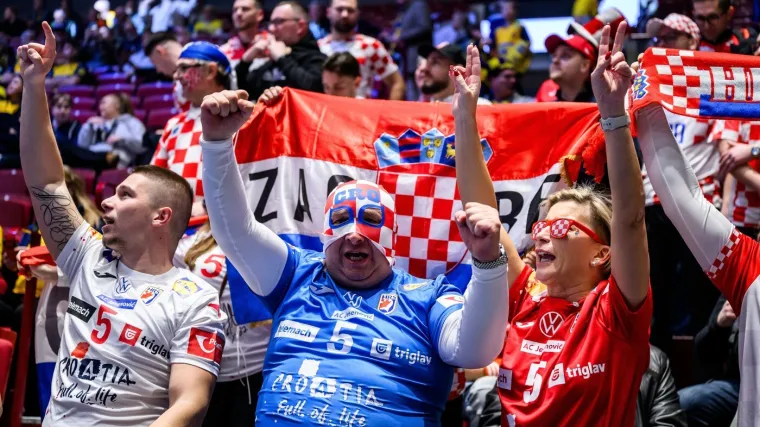 Stižu reakcije nakon zabrane Thompsonove pjesme: 'Sporna im je vjera i domoljublje'