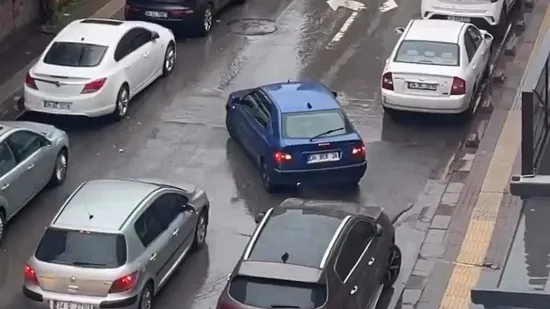 Muke po paralelnom parkiranju: Nespretna vozačica paralizirala promet u dijelu grada