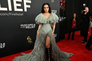 Tko je Charli XCX? Britanska pop ikona koja je redefinirala glazbenu scenu